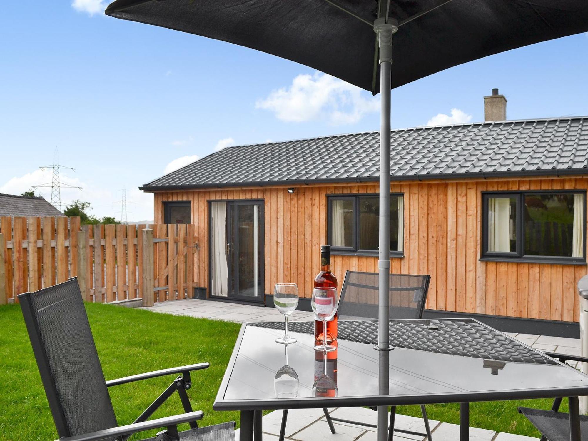 Y Gorlan Villa Llanllechid Exterior foto
